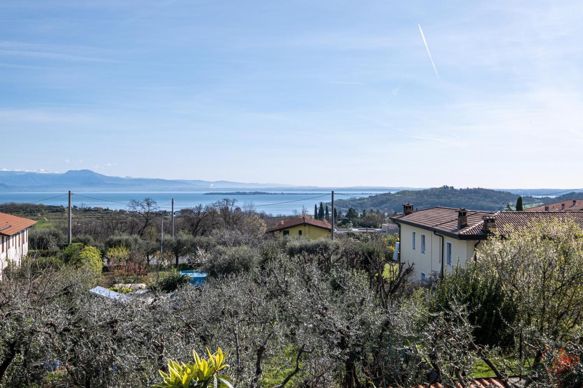 Il Lago Dei Sogni - Stupenda Vista Lago E Colline Barcuzzi Екстериор снимка